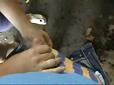மனைவியிடமிருந்து மென்மையான ஊதுபத்தி மற்றும் முகத்தில் சுமை