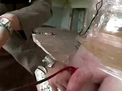 அழகி MILF pov இலிருந்து ஆழமான துடிப்பு ஊதுதல்