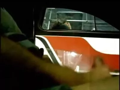 அவளது விந்தணுக்களில் விந்து சுமை
