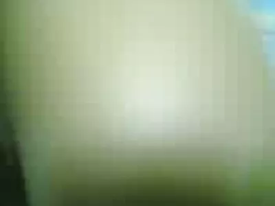 லாக்கர் அறையில் வாயில் புளோஜோப் மற்றும் கம்